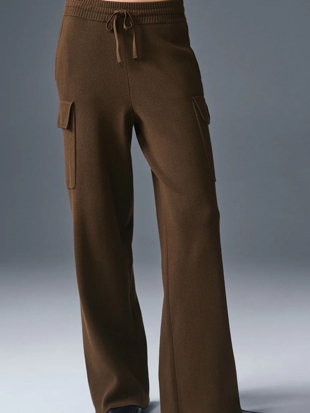 Alo Yoga Scholar Knit High-Waist Cargo Pants Size XXS in Espresso